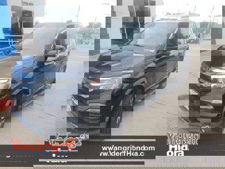 Used 2016 Honda Pilot Touring image 1