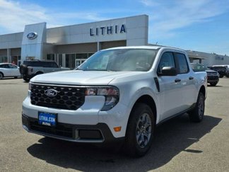 Certified 2025 Ford Maverick XLT image 1