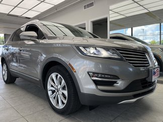 Used 2017 Lincoln MKC Select image 1