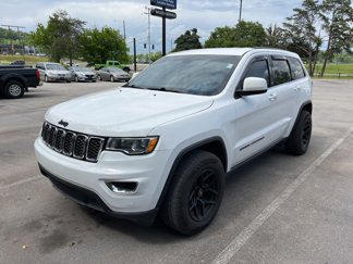 Used 2018 Jeep Grand Cherokee Laredo image 1