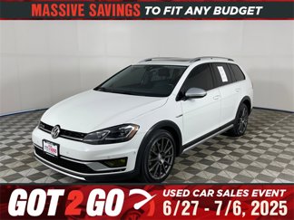 Used 2019 Volkswagen Golf Alltrack SE image 1