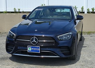 Used 2021 Mercedes-Benz E 350 4MATIC Sedan image 1