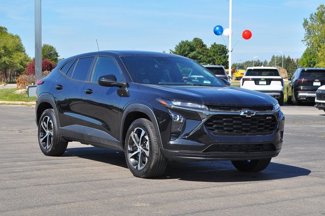 Used 2024 Chevrolet Trax RS w/ Driver Confidence Package image 1