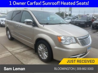 Used 2015 Chrysler Town & Country Limited Platinum image 1