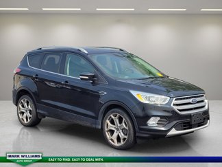 Used 2017 Ford Escape Titanium image 1