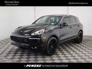 Used 2017 Porsche Cayenne image 1