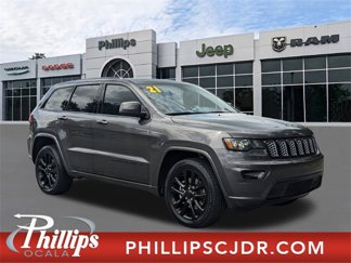 Used 2021 Jeep Grand Cherokee Laredo X image 1