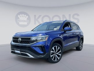 Used 2022 Volkswagen Taos SE image 1
