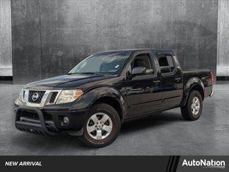 Used 2012 Nissan Frontier SV image 1