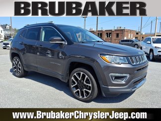 Used 2017 Jeep Compass Limited w/ Navigation Group image 1
