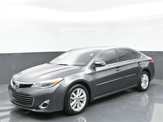 Used 2015 Toyota Avalon Limited image 1