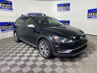 Used 2017 Volkswagen Golf Alltrack SEL image 1