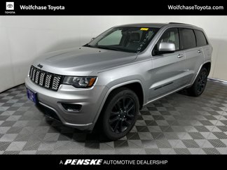 Used 2017 Jeep Grand Cherokee Altitude image 1