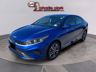Used 2023 Kia Forte LXS image 1