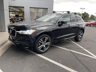 Used 2018 Volvo XC60 T6 Momentum w/ Convenience Package image 1