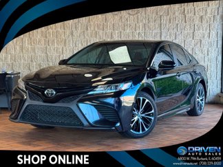 Used 2020 Toyota Camry SE image 1