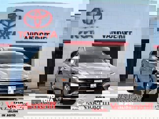 Used 2024 Hyundai Elantra SE image 1