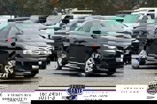 Used 2014 Toyota Camry LE image 1