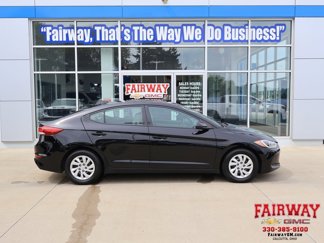 Used 2017 Hyundai Elantra SE w/ Cargo Package image 1