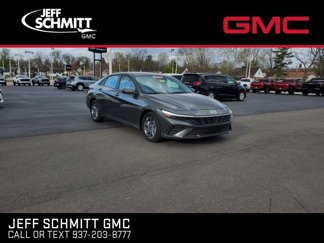 Used 2024 Hyundai Elantra SEL image 1