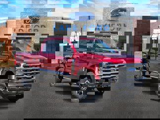 New 2025 Ford F250 4x4 Crew Cab Super Duty image 1