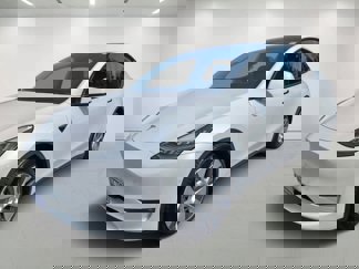 Used 2022 Tesla Model Y Long Range image 1
