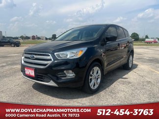 Used 2017 Ford Escape SE image 1