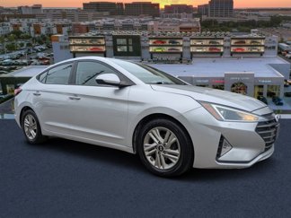 Used 2020 Hyundai Elantra SEL image 1