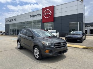 Used 2019 Ford Escape S image 1