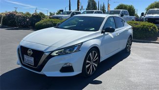 Used 2019 Nissan Altima 2.5 SR image 1