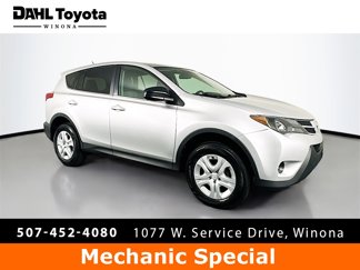 Used 2015 Toyota RAV4 LE video 1