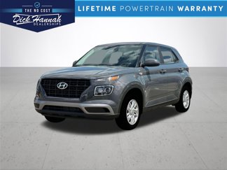 New 2025 Hyundai Venue SE image 1