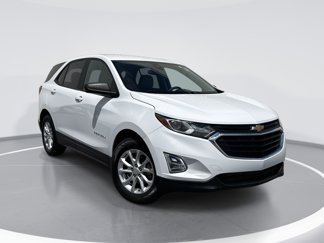 Used 2021 Chevrolet Equinox LS w/ LS Convenience Package image 1