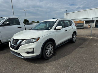 Used 2018 Nissan Rogue S image 1