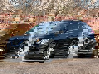 Used 2019 Nissan Rogue SV image 1