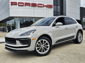 Certified 2022 Porsche Macan image 1
