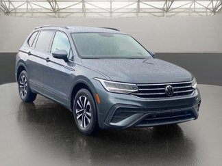 Used 2023 Volkswagen Tiguan S image 1