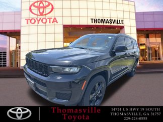 Used 2023 Jeep Grand Cherokee L Laredo image 1