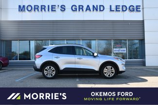 Used 2022 Ford Escape SEL image 1