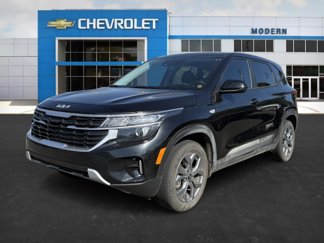Used 2024 Kia Seltos LX image 1