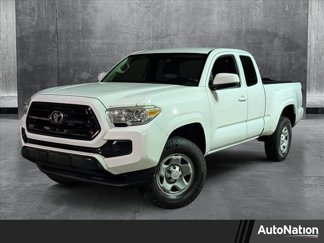 Used 2017 Toyota Tacoma SR image 1