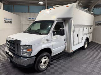 Used 2012 Ford E-450 and Econoline 450 Super Duty image 1