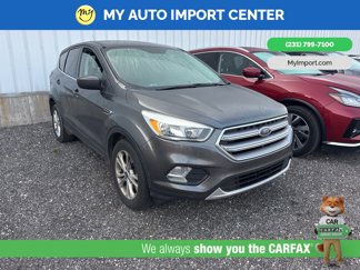 Used 2017 Ford Escape SE image 1