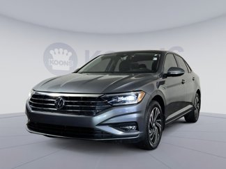 Used 2020 Volkswagen Jetta SEL Premium image 1