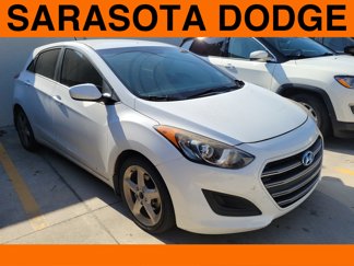 Used 2016 Hyundai Elantra GT image 1
