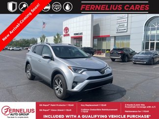 Used 2017 Toyota RAV4 XLE image 1