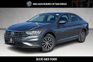 Used 2020 Volkswagen Jetta SE w/ SE Cold Weather Package image 1