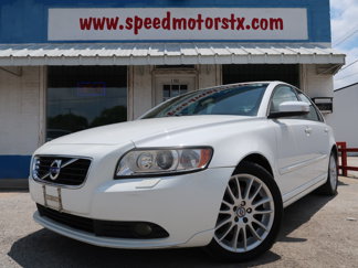 Used 2011 Volvo S40 T5 w/ Preferred Pkg image 1