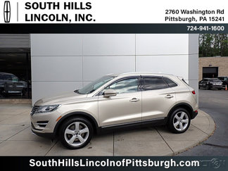 Used 2017 Lincoln MKC Premiere image 1
