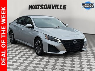 Used 2023 Nissan Altima 2.5 SV image 1